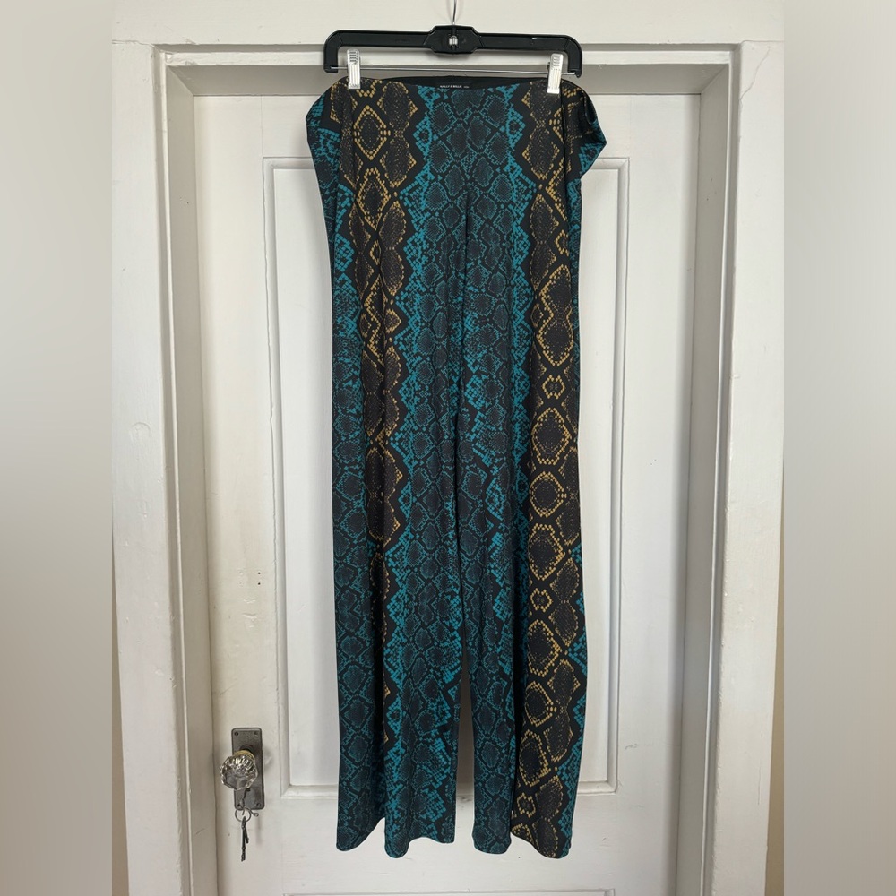 Nally & Millie Snakeskin Print Easy Pants Size L / XL Elastic Waistband Wide Leg